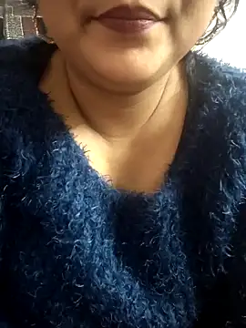 Jeenat  online show from 12/19/24, 08:13
