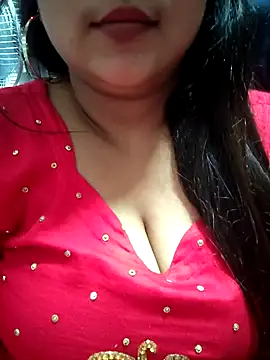 Jeenat  online show from 12/24/24, 12:00