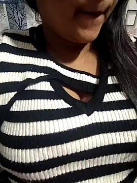 Jeenat  online show from 12/31/24, 08:56