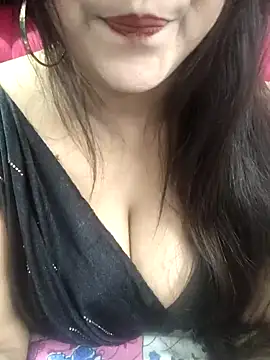 Jeenat  online show from 01/05/25, 07:39