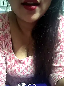 Jeenat  online show from 01/10/25, 05:56