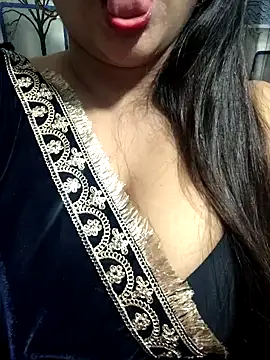 Jeenat  online show from 01/26/25, 03:03