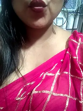 Jeenat  online show from 02/11/25, 09:03