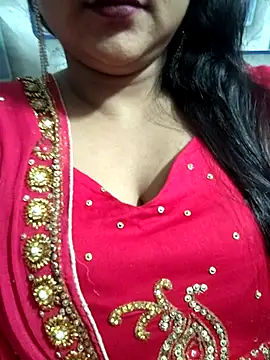 Jeenat  online show from 03/04/25, 05:56