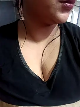 Jeenat  online show from 03/08/25, 07:31