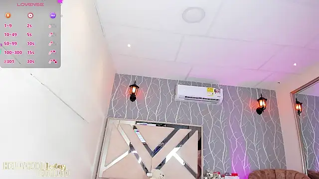 vanessa guzman2 online show from 12/22/24, 01:33