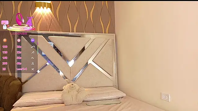 vanessa guzman2 online show from 09/14/25, 01:21