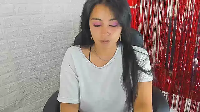 Aisha 09 online show from 12/25/24, 04:32