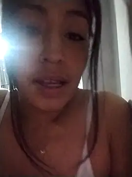 Aisha 09 online show from 04/28/26, 11:32