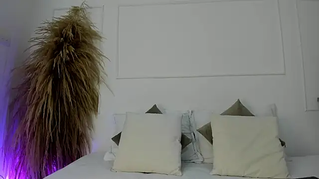  ashleymiller online show from 12/21/24, 06:12