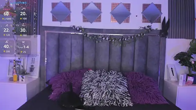 isabela fox online show from 10/28/25, 10:01