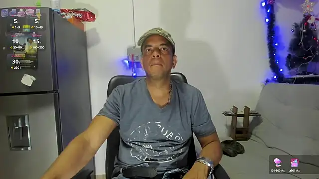 latinmartin73 online show from 12/23/24, 02:13