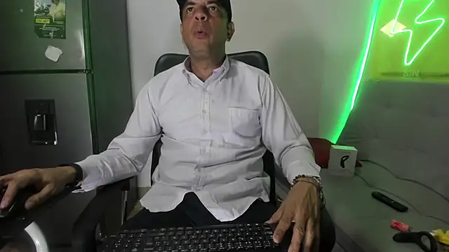 latinmartin73 online show from 01/14/25, 12:22