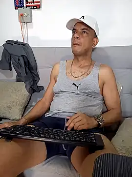 latinmartin73 online show from 02/04/25, 03:44