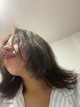 kittyfresita online show from 01/03/25, 12:11