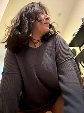 Snapshot of kittyfresita chatting on 10/06/25, 08:45 kittyfresita online show from 10/06/25, 08:45