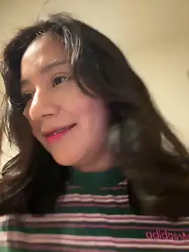 Snapshot of kittyfresita chatting on 10/17/25, 06:49 kittyfresita online show from 10/17/25, 06:49