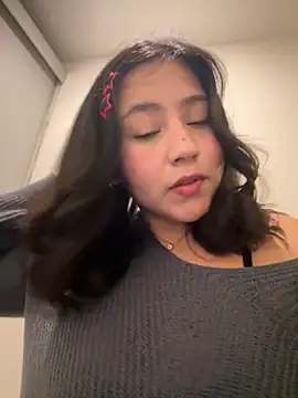 Snapshot of kittyfresita chatting on 10/19/25, 05:19 kittyfresita online show from 10/19/25, 05:19