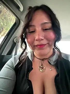 Snapshot of kittyfresita chatting on 10/23/25, 08:18 kittyfresita online show from 10/23/25, 08:18