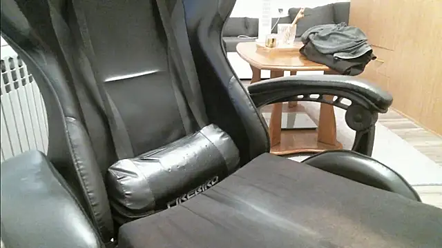 HornyBigCummer online show from 11/25/25, 09:53