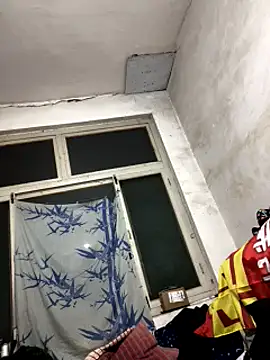 huzi518 online show from 02/02/25, 07:25