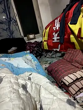 huzi518 online show from 02/16/25, 04:21