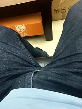 huzi518 online show from 09/15/25, 06:13