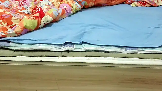 huzi518 online show from 10/20/25, 11:54