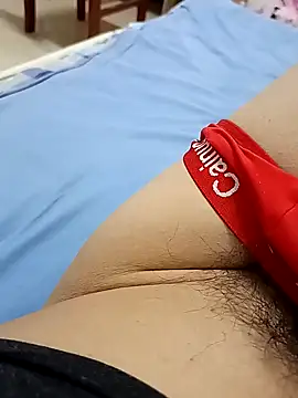 huzi518 online show from 11/22/25, 07:02