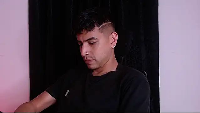 JuannRizo online show from 03/04/25, 09:32