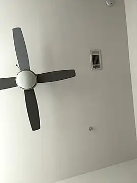 jadeskyxo online show from 10/22/25, 04:07