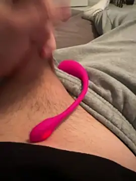 Snapshot of Young-hornyboy chatting on 11/24/25, 12:05 Young-hornyboy online show from 11/24/25, 12:05