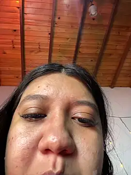 Maisa issa online show from 07/29/26, 01:42