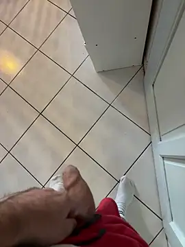 Snapshot of mj23641 chatting on 11/03/25, 06:47 mj23641 online show from 11/03/25, 06:47