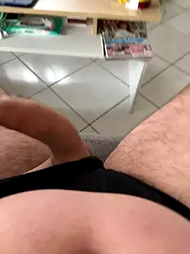 Snapshot of mj23641 chatting on 11/07/25, 09:31 mj23641 online show from 11/07/25, 09:31