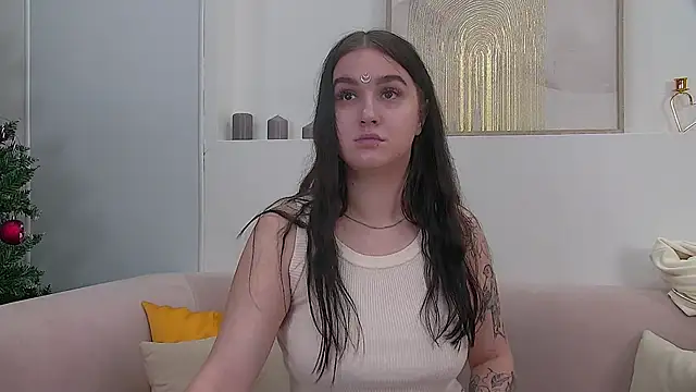 ChristinaMilton online show from 12/31/24, 02:08