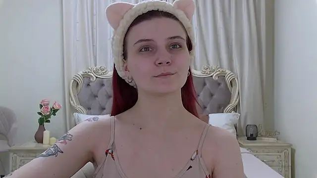 KellyStone online show from 11/11/25, 05:02