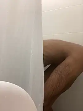 Snapshot of Lucascacaca chatting on 12/08/24, 09:30 Lucascacaca online show from 12/08/24, 09:30