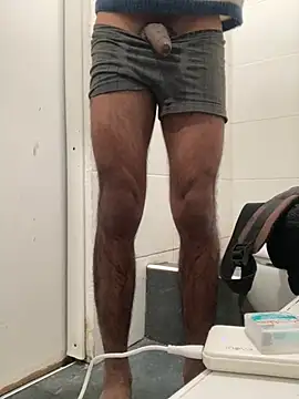 Snapshot of Lucascacaca chatting on 12/30/24, 10:12 Lucascacaca online show from 12/30/24, 10:12