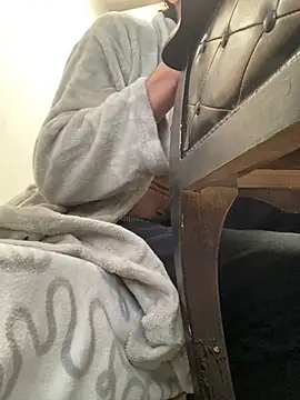 Snapshot of Lucascacaca chatting on 02/14/25, 05:03 Lucascacaca online show from 02/14/25, 05:03