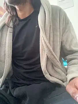 Snapshot of Lucascacaca chatting on 03/22/25, 11:42 Lucascacaca online show from 03/22/25, 11:42