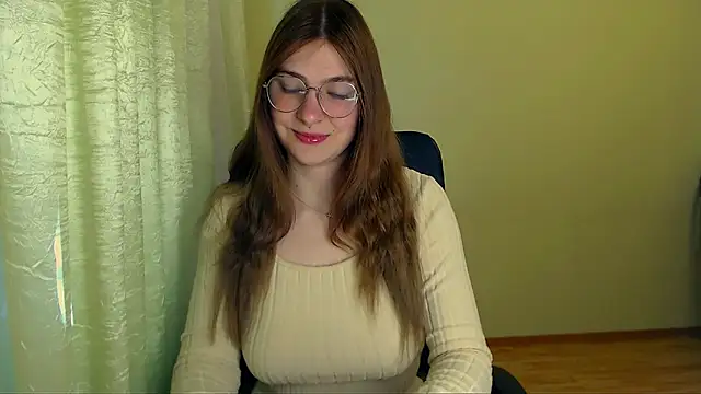 Luna Lush  online show from 06/02/26, 10:28