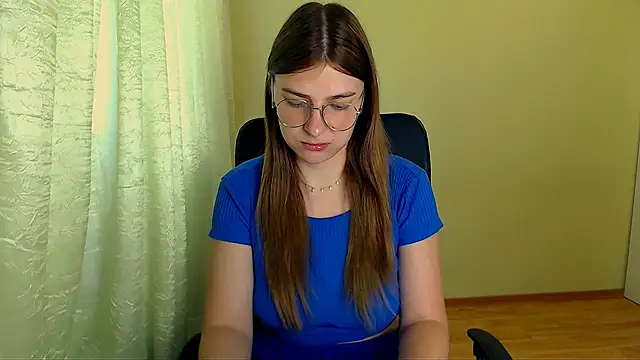 Luna Lush  online show from 07/05/26, 08:43