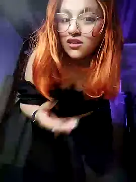 SophiaWeestt99 online show from 01/16/25, 04:28