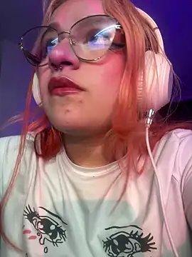 SophiaWeestt99 online show from 06/12/26, 02:43