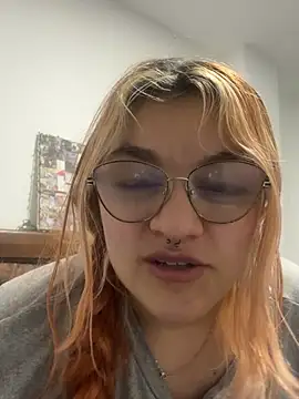SophiaWeestt99 online show from 07/14/26, 05:34