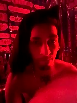 Snapshot of SirLucifer chatting on 10/16/25, 05:14 SirLucifer online show from 10/16/25, 05:14