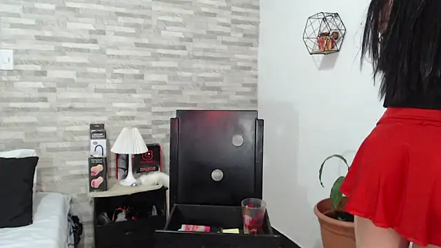 SarahhCooper online show from 03/02/25, 07:43