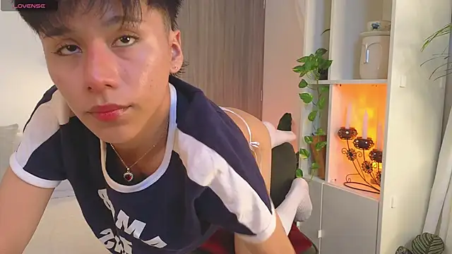 Tommyfoxboy online show from 11/30/25, 01:04