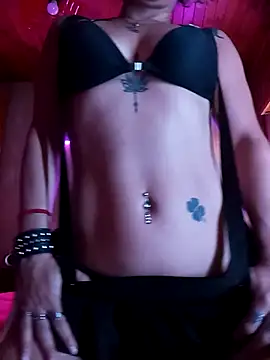 Snapshot of mariposapontiak420 chatting on 02/18/25, 03:21 mariposapontiak420 online show from 02/18/25, 03:21